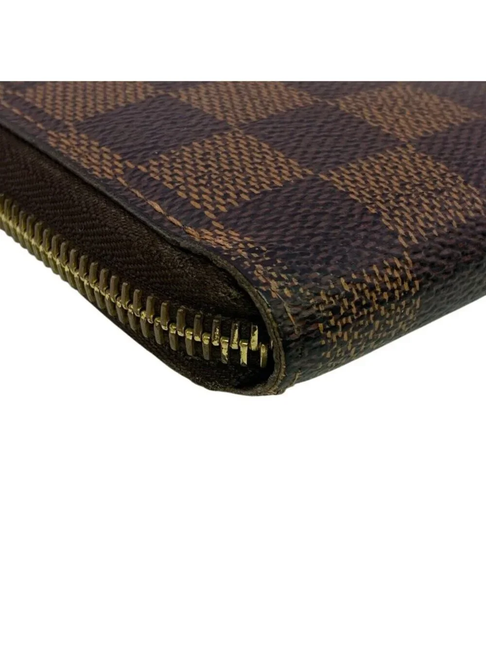 Louis Vuitton Round Zip Wallet Damier